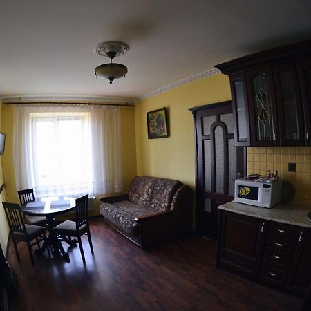 3-Room Apartments In Central City Lviv Luaran gambar