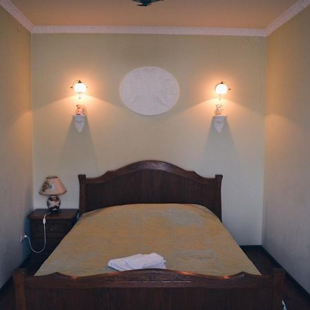 3-Room Apartments In Central City Lviv Luaran gambar