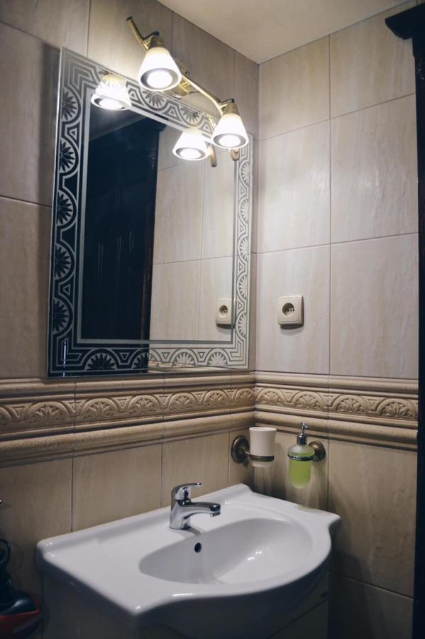 3-Room Apartments In Central City Lviv Luaran gambar
