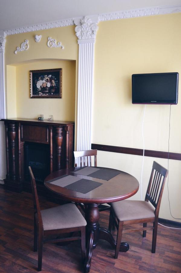 3-Room Apartments In Central City Lviv Luaran gambar