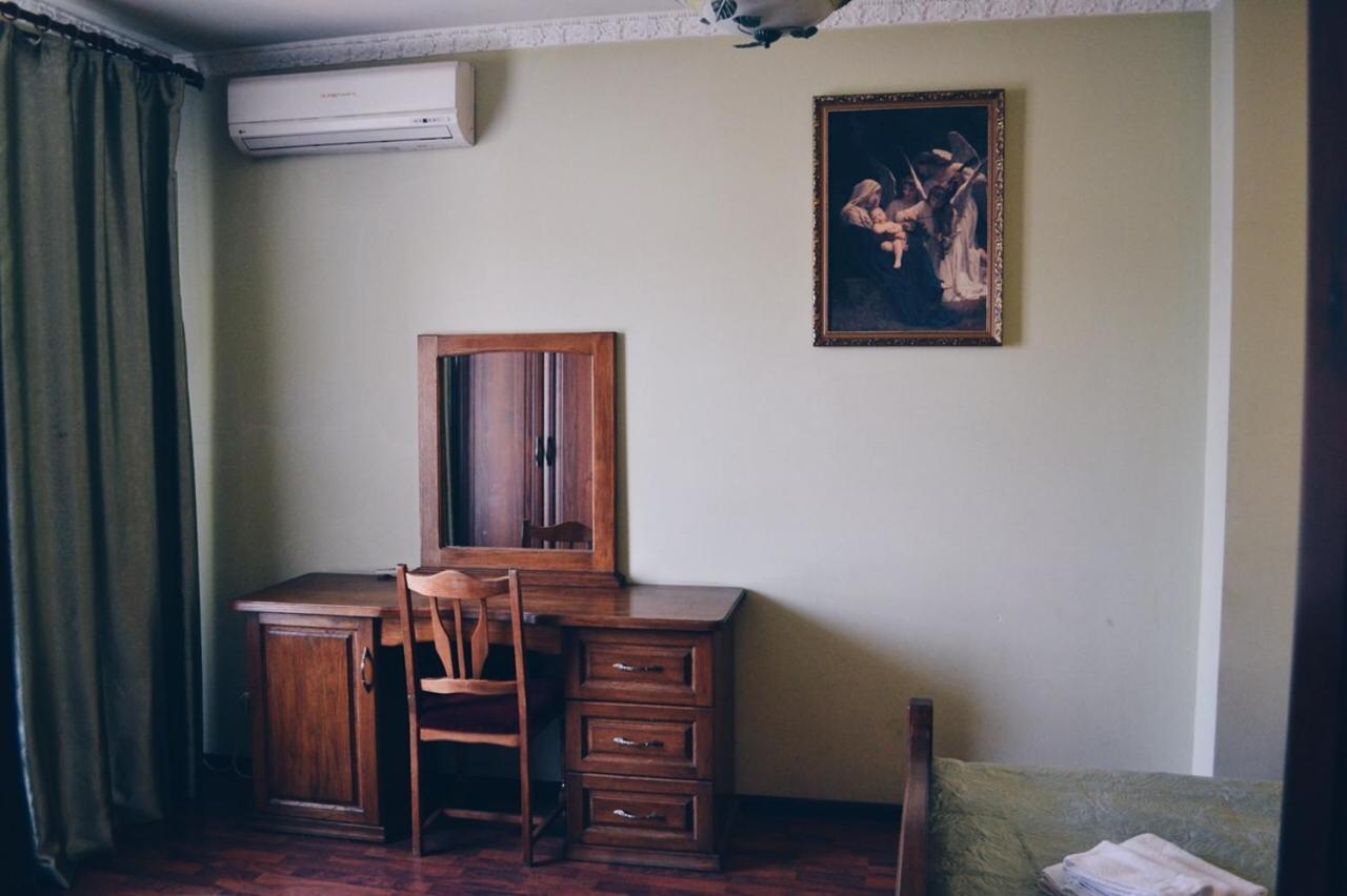 3-Room Apartments In Central City Lviv Luaran gambar